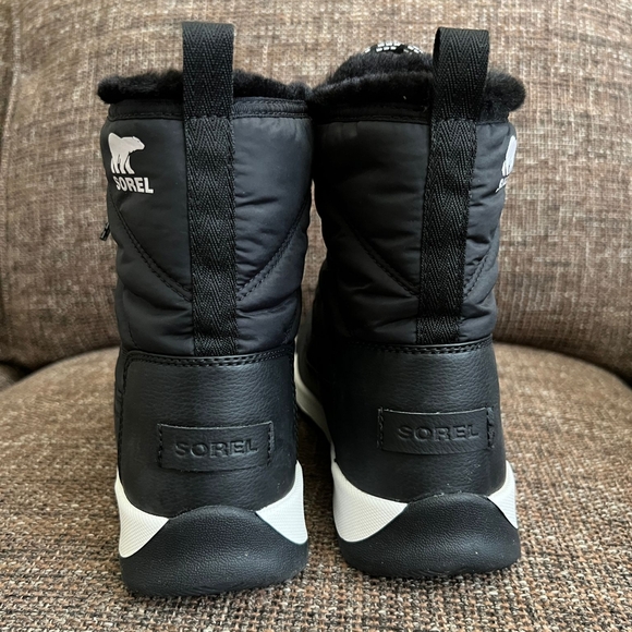 NWOB Women's Sorel Whitney Short Lace WP Water Proof Winter Snow Boots,  Size 9 - Picture 4 of 8